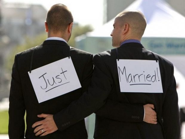 Si' all'adozione di bimbi da padri gay si-all-adozione-di-bimbi-da-padri-gay-prima-volta-in-italia