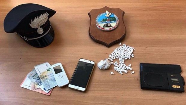 blitz-carabinieri-a-sant-elia-tre-arresti-e-120-dosi-di-cocaina-sequestrati