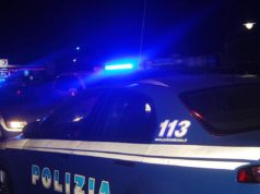 Cagliari, esce dal bar senza pagare e accoltella connazionale: denunciato