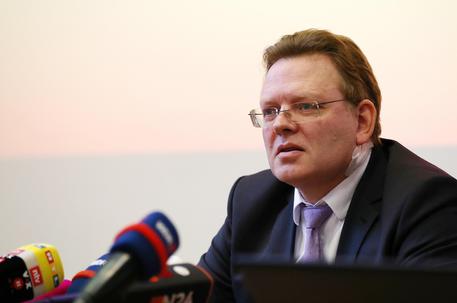 Mayor of German town of Altena attacked with knife