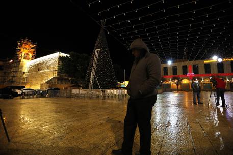 Christian Palistinians protest US President's recognizing Jerusalem as capital of Israel