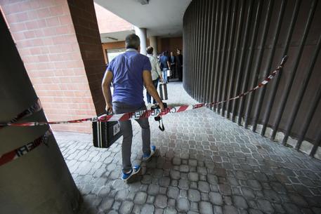 Omicidio Roma: sopralluogo in appartamento Collatino