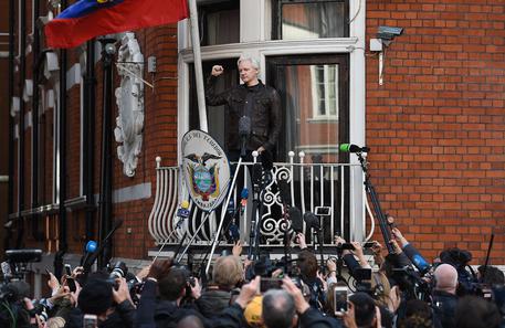 Assange arrest warrant still valid