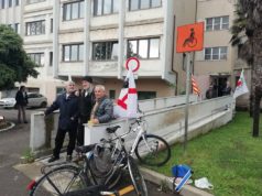 Sfratto famiglia Arborea: protesta in tribunale Oristano