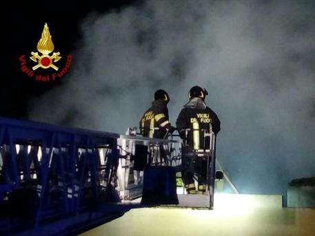 144a0731bb11af0608644343e10e27f7