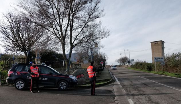 d7137741-1c26-4677-a6ff-58d8440d2664-1