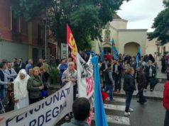 La rabbia dei cittadini in piazza: “No allo smantellamento dei servizi negli ospedali”