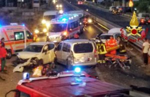Grave incidente sulla 554, cinque auto coinvolte