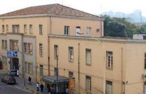 Cagliari, ruba il portafoglio a un’anziana e si dà alla fuga: arrestato 38enne