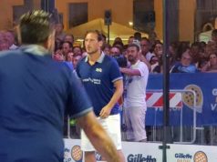 Padel, lo sport nato per errore che piace a Totti e compagni
