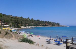 Palpeggia una donna: arrestato 64enne