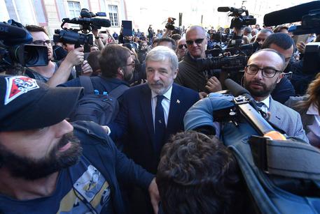 Crollo Ponte: corteo a Genova, anche fischi per Toti e Bucci