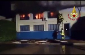 Incendio in ditta, notte di paura a Vanzaghello (Mi)