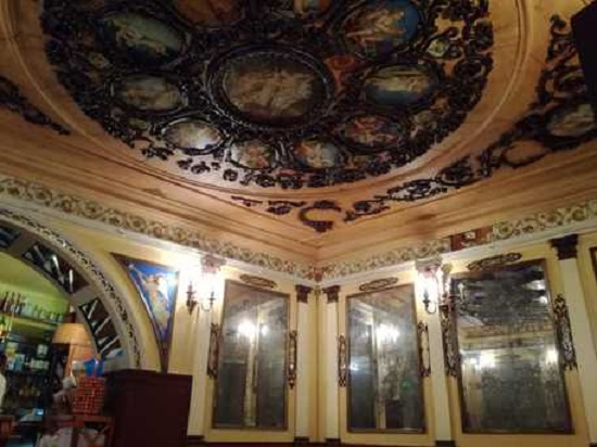 Lo storico caffè Tettamanzi di Nuoro