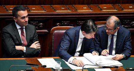 Manovra: riunione di Conte con Tria e Di Maio