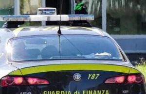 Olbia, dipendente pubblico assente per malattia fa la guida turista