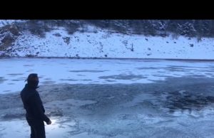 Lago Govossai ghiacciato, le spettacolari immagini di Dario Secci