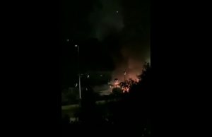 Cagliari, ambulanza in fiamme: paura nella notte in via Peretti