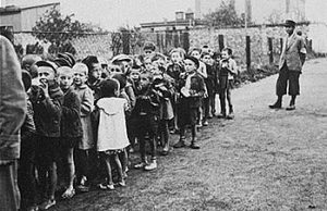 Giornata della Memoria, a Budoni lo spettacolo “Sembri dipingere di rosso le parole”