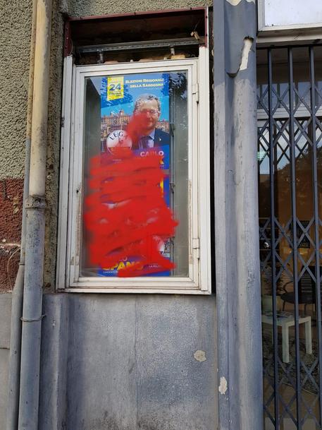 Cagliari, sede Lega imbrattata