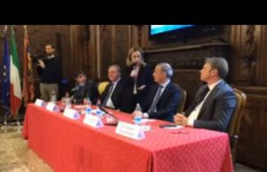Giorgia Meloni interviene alla conferenza stampa di Fratelli d’Italia