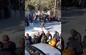 Buddusò, i pastori protestano davanti al caseificio Sarda Formaggi