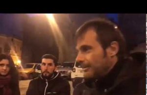 Gli staccano la corrente e si incatena in Prefettura: protesta degli indipendentisti