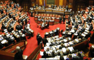 M5S: Espulsi i 21 deputati che non hanno votato la fiducia. La lettera di espulsione: ‘Violato voto base’