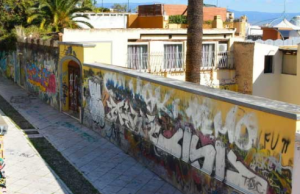 Cagliari, disinfestazione in via San Giovanni e San Saturnino