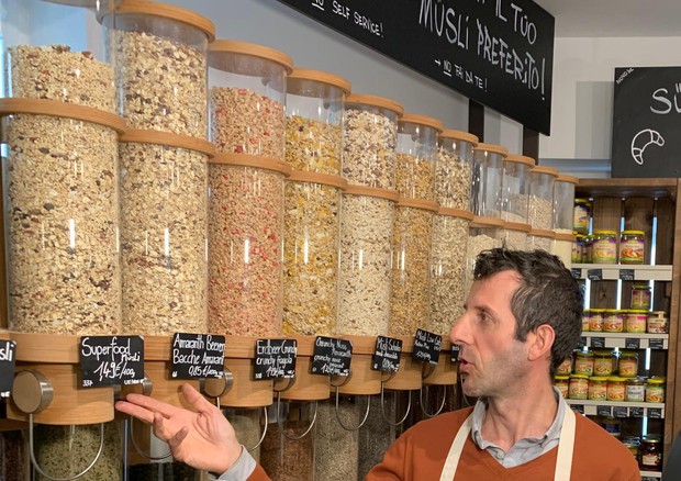 8b9b9920b9377bc10fcd435dee4c313b