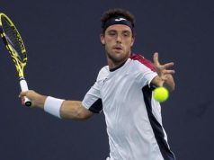 Tennis, fuori anche Marco Cecchinato