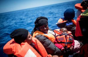 Migranti: serie di sbarchi nel sud Sardegna, arrivati in 49