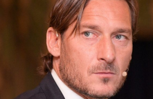Figlia Totti in bikini: Moige denuncia Gente all’Ordine dei giornalisti