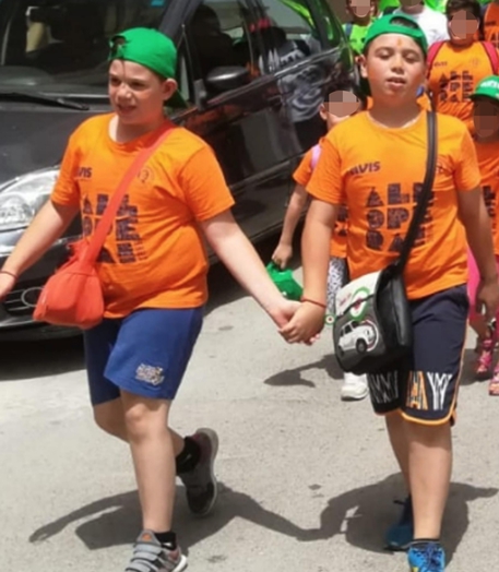 Travolge bimbi col Suv: morto anche altro bambino