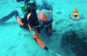 Vigili del fuoco trovano ordigno in mare nel Golfo dell’Asinara