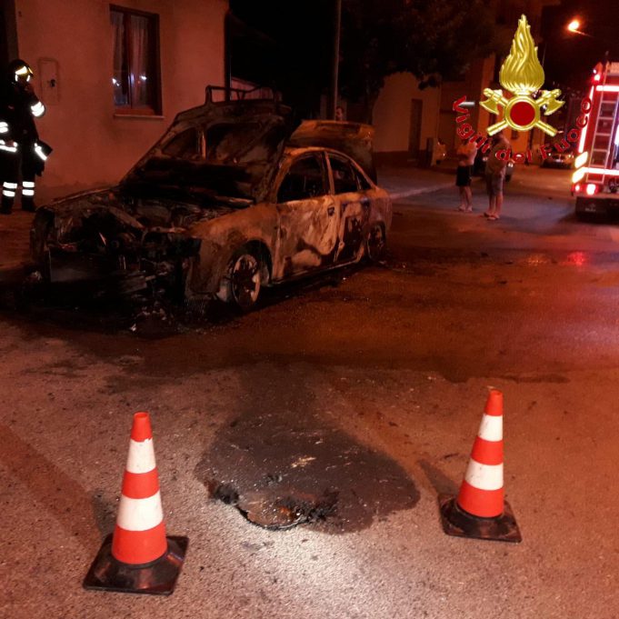 ef701029-cd75-46c9-a49a-59e0a49c58e9