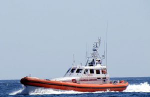Migranti: affonda barchino a largo di Carloforte, un disperso