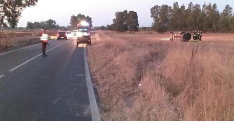 Fuori strada con l'auto, un morto