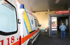 Tempio, le negano l’ambulanza e partorisce in casa. Li Gioi (M5s): “Riapra Punto nascita”
