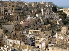 Inseguimenti e spari, ora Matera attende James Bond