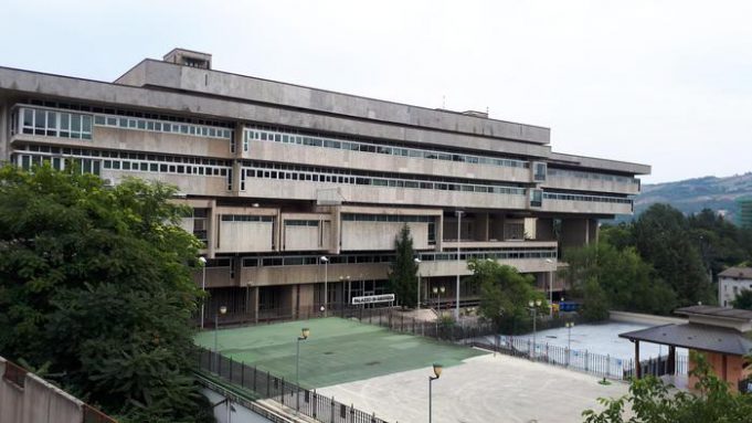 Potenza, un'immagine del Palazzo di giustizia