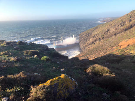 Cargo incagliato in Sardegna: Costa, monitoraggio costante