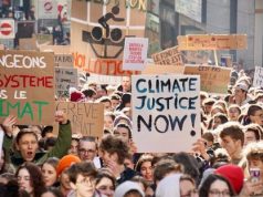 Cagliari, i giovani di Fridays For Future tornano in piazza per il No metano day