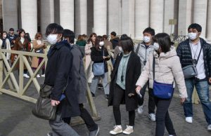 Vaticano: “La confessione via smartphone non vale”