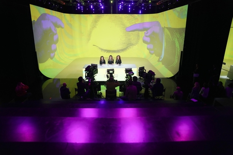 2b3596cd8255f03e73900258795147a2