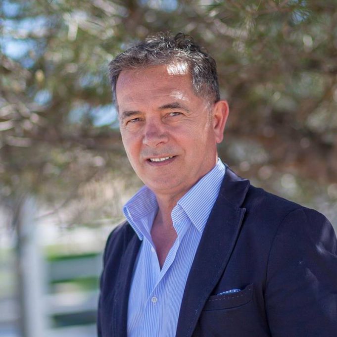 34181408_1675577075866338_193794572277514240_n