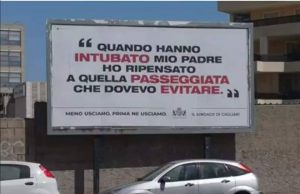 Cagliari, sconcerto in città per i manifesti del Comune contro chi non resta a casa