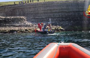 Porto Torres: ritrovato un cadavere sugli scogli