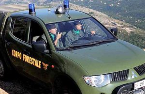 Riciclavano auto rubate, sgominata banda a Cagliari