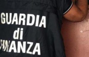 Due chili di droga in auto, 74enne fermato a Porto Torres